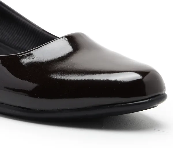 Brown_Women_Solid_Round_Toe_Patent_Leather_Formal_Bellies