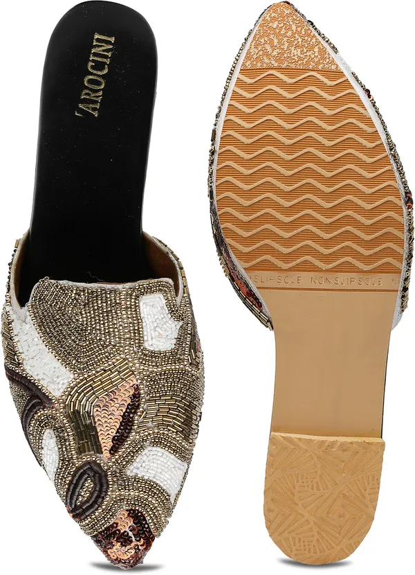 Black_Solid_Slip-On_Synthetic_Leather_Flats_For_Women