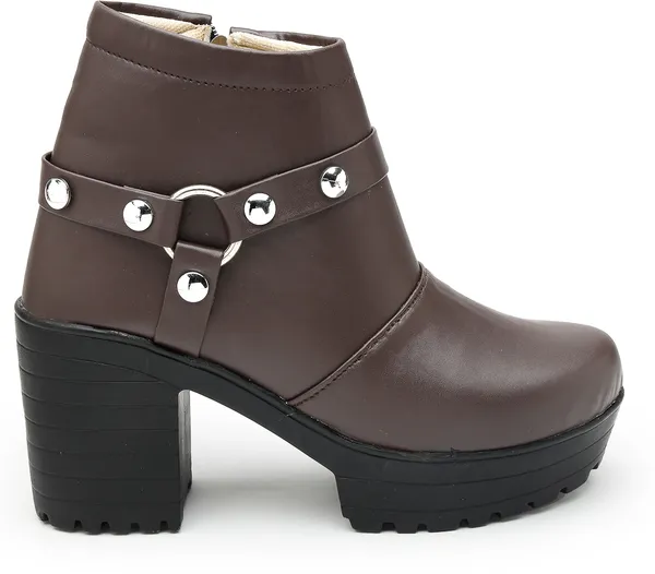 Brown_Solid_Round_Synthetic_Casual_Boots_For_Women