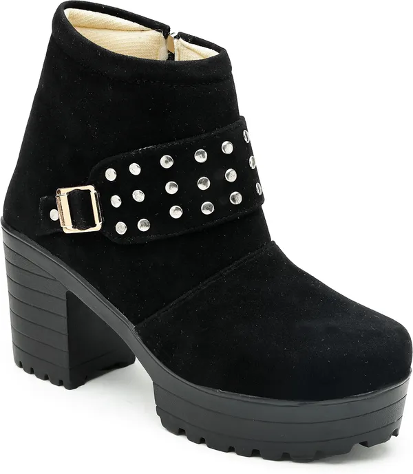 Black_Solid_Round_Suede_Casual_Boots_For_Women