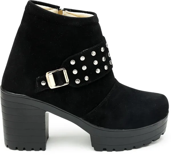 Black_Solid_Round_Suede_Casual_Boots_For_Women