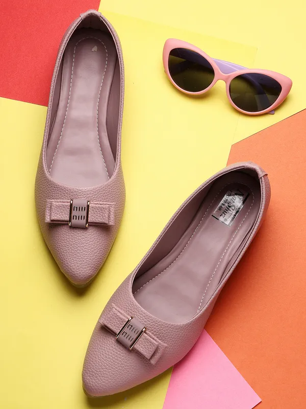 Pink_Bellies_for_Women_|_Pointed_Solid_Synthetic_Leather_Casual_Bellies