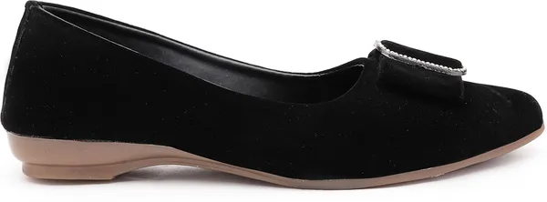 Black_Women_Solid_Pointed_Velvet_Casual_Bellies