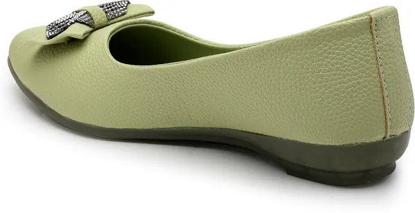 Green_Solid_Pointed_Synthetic_Leather_Casual_Bellies_For_Women