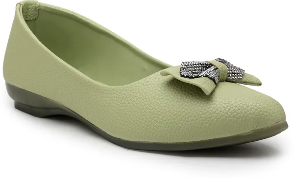Green_Solid_Pointed_Synthetic_Leather_Casual_Bellies_For_Women