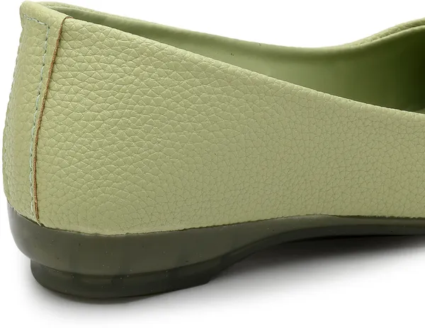 Green_Solid_Pointed_Synthetic_Leather_Casual_Bellies_For_Women