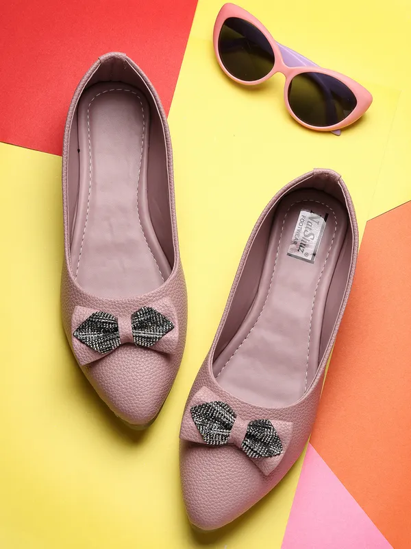 Pink_Solid_Pointed_Synthetic_Leather_Casual_Bellies_For_Women