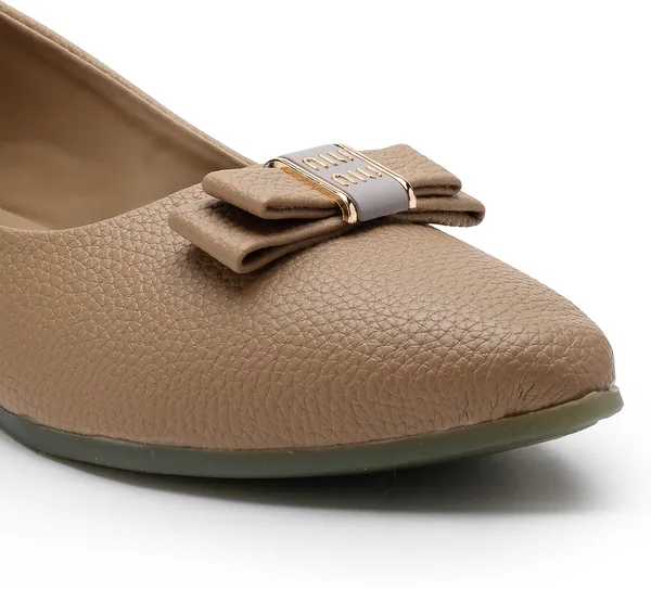 Tan_Solid_Pointed_Synthetic_Leather_Casual_Bellies_For_Women