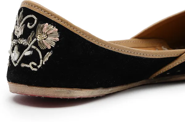 Black_Solid__Leather_Ethnic_Casuals_For_Women