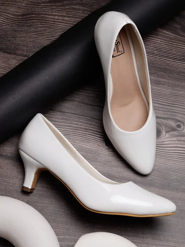 White_Bellies_for_Women_|_Round_Toe_Solid_Synthetic_Casual_Bellies
