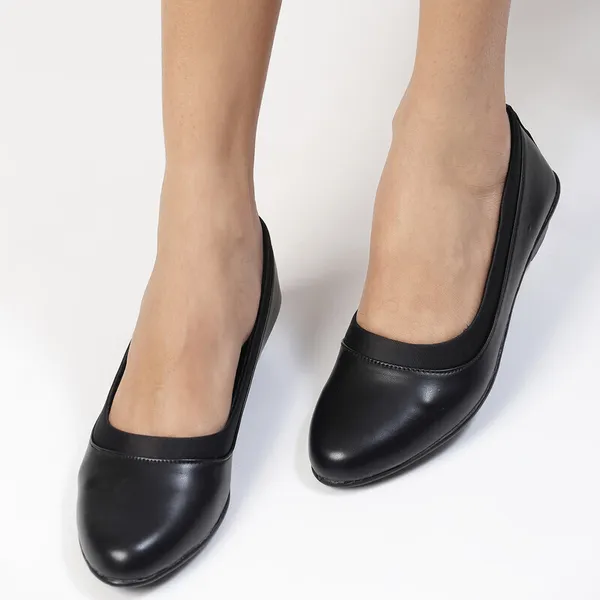 Black_Solid_Round_Toe_Synthetic_Casual_Bellies_For_Women