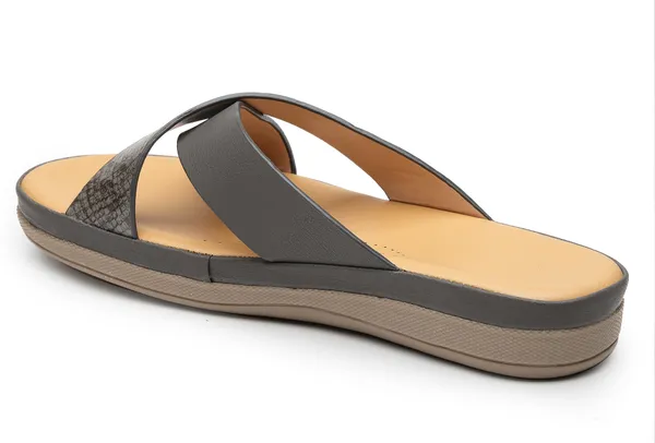Grey_Solid_Slip-On_Artificial_Leather_Casual_Wedges_For_Women