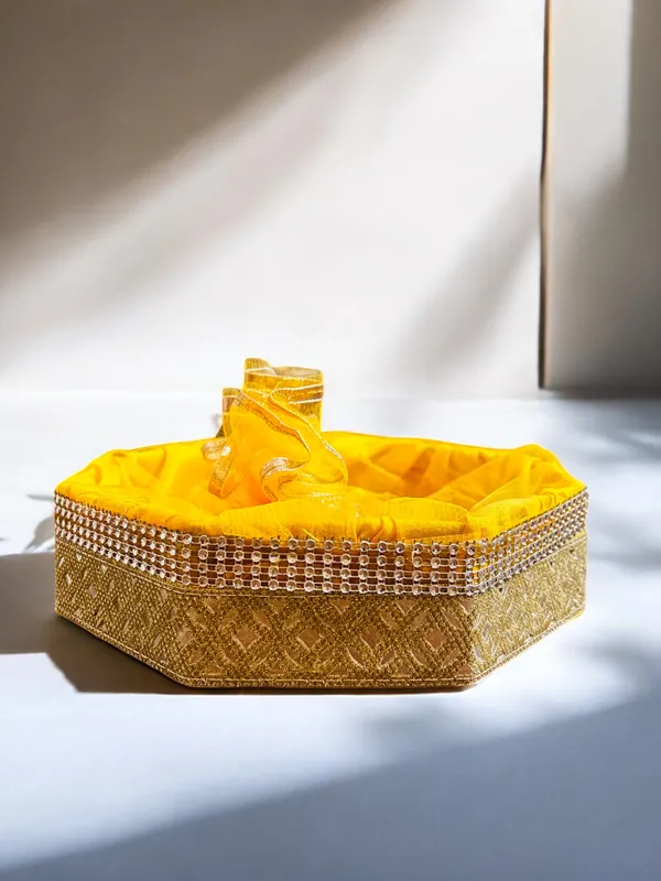 Vayu_Art_&_Crafts_Decorated_Net_Gift_Hamper_Gift_Packaging_Wedding_Basket__large_Size_30x30x6_CM