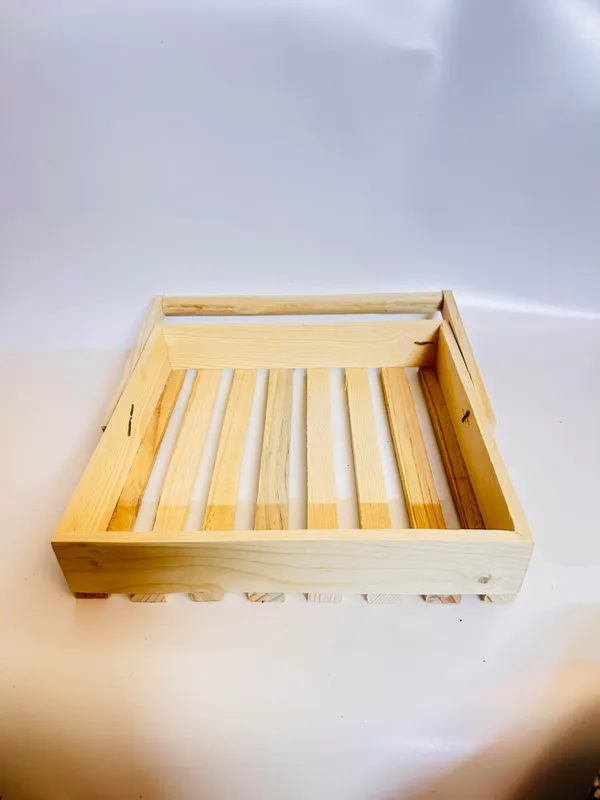 Pinewood_Gift_Hamper_Basket_For_Gift_Packaging_Size_25X25X5.7_Cm_(1)