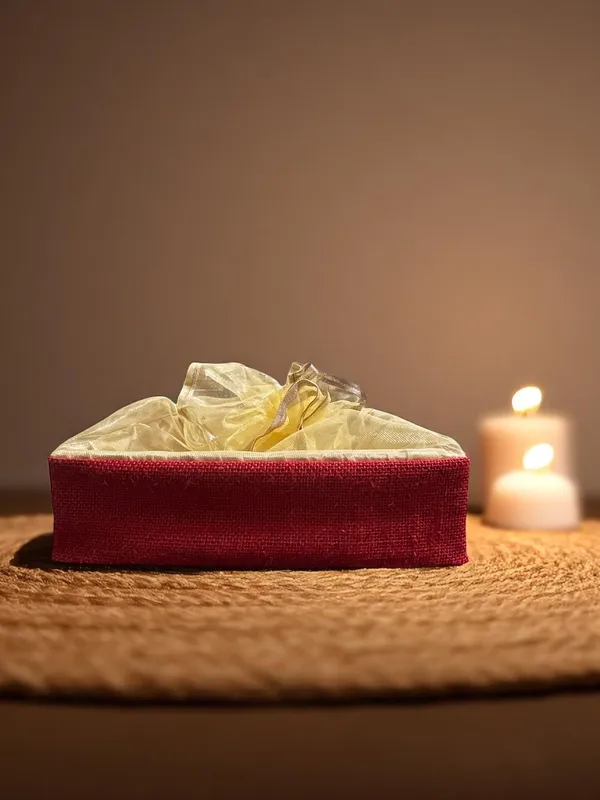 Eco-Friendly_Jute_Gift_Hamper_Basket_Tray_Handcrafted_Corporate_Gift_Box_Wedding/Event_Including_With_Net_Decoration_Natural_Jute_Red_(Size-25X25X7.6)
