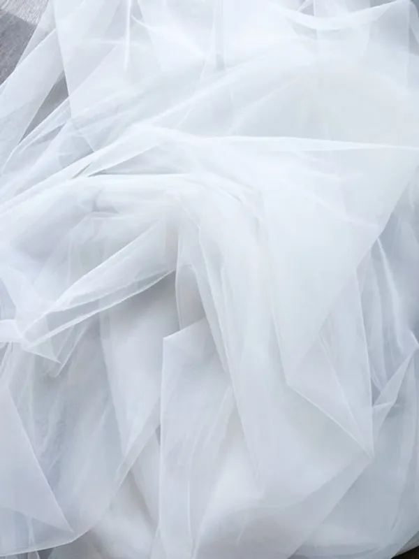 Vayu_Art_&_Crafts_Multi_Purpose_Decoration_Plain_Net_for_Gift_Hampers_Gift_Wraps,Mandap_Decoration,_Backdrop_Party_Decor_5_Metre,_Width_142_CM_(White_)