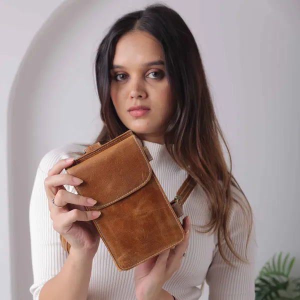 Brown_Pouches_Airport_Bag_-___Travel_Pouches_For_Women