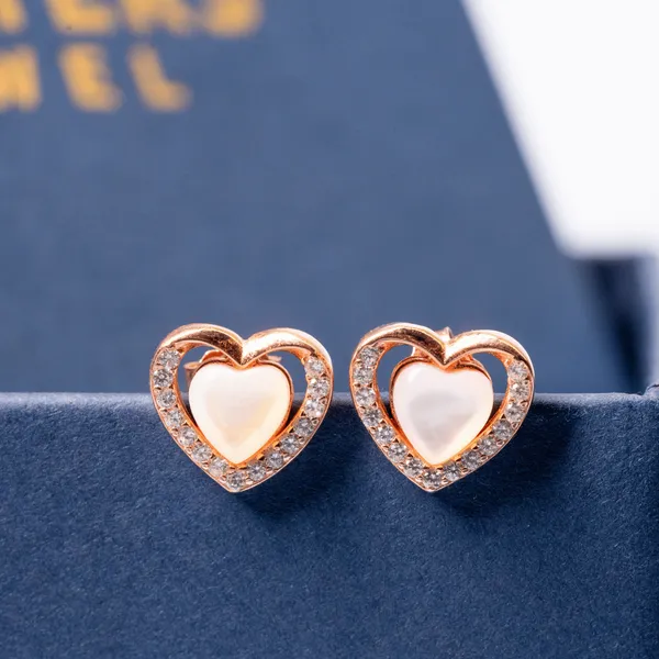 Rose-Gold_Premium_Crowned_Heart_Earrings_For_Unisex
