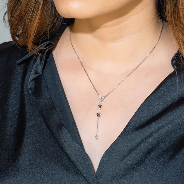 Silver_Premium_Butterfly_Kiss_Neckchain_For_Unisex
