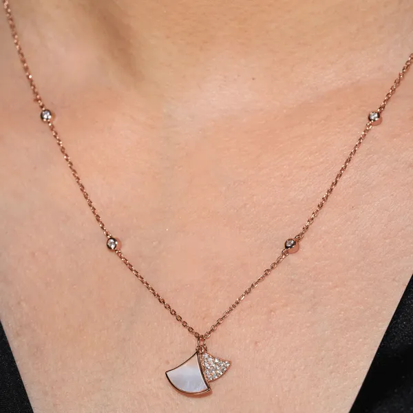 Rose-Gold_Premium_Twinkling_Chime_For_Unisex