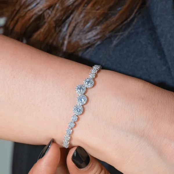 Silver_Premium_Elegant_Links_Bracelet_For_Unisex
