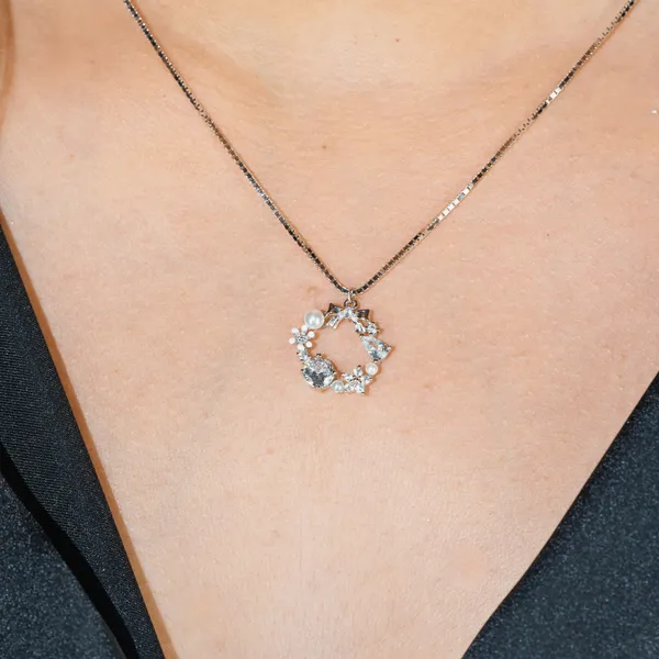 Silver_Premium_Circle_Of_Blooms_For_Unisex