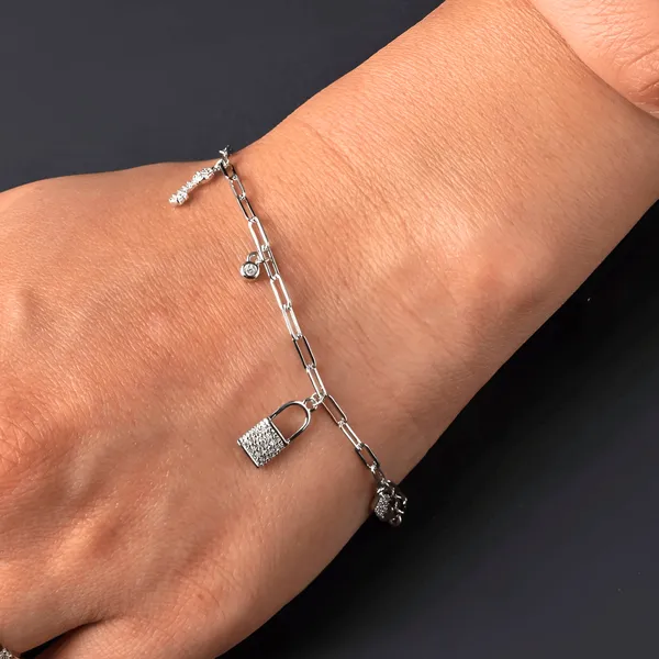 Silver_Premium_Bound_Together_Bracelet_For_Women