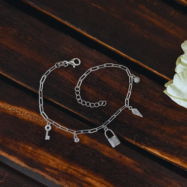 Silver_Premium_Bound_Together_Bracelet_For_Women