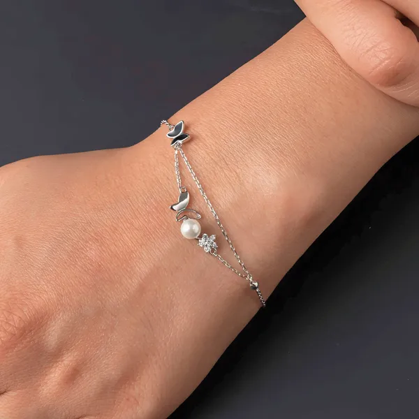 Silver_Premium_Pearl_Flutter_Bracelet_For_Women