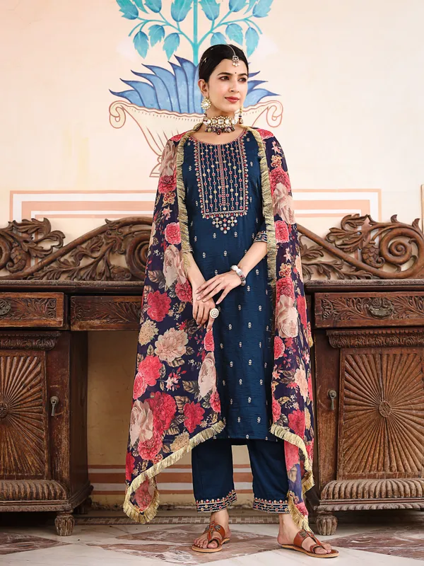 Blue_Silk_blend_Embroidered_3/4_Sleeve_Kurta_Trouser_For_Women
