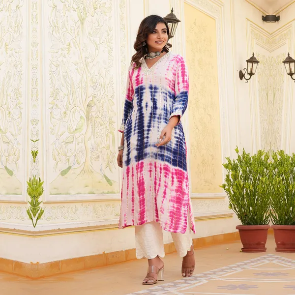 Pink_Crepe_Dyed/Ombre_3/4_Sleeve_Kurta_For_Women