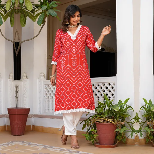 Red_Pure_Silk_Printed_3/4_Sleeve_Kurta_Pant_For_Women
