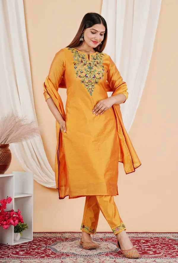 Yellow_Chanderi_Embroidered_3/4_Sleeve_Kurta_Palazzo_For_Women