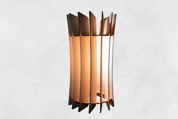 BreezeBloom_–_Curved_Petal_Pendant_Decorative_Ceiling_Hanging_Lantern