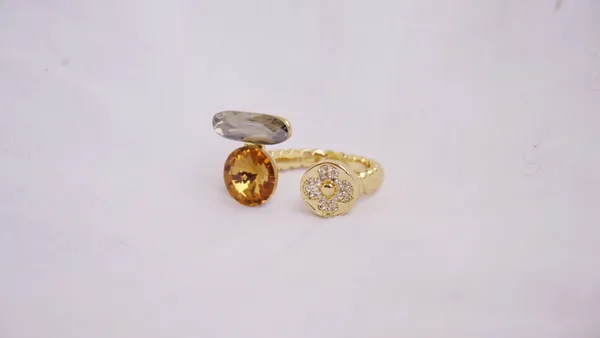 Open_Diamond_Ring