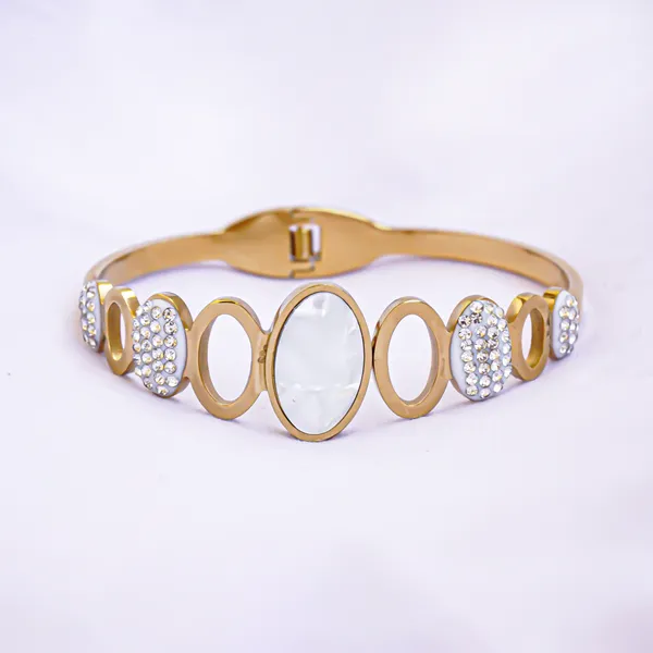 Attractive_Stainless_Steel_Kada_Bracelet_For_Women's