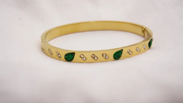 Green_Zirconia_Studded_Bangle_Kada_Side_Openable