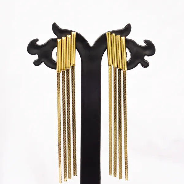 Rectangular_Tassle_Earring
