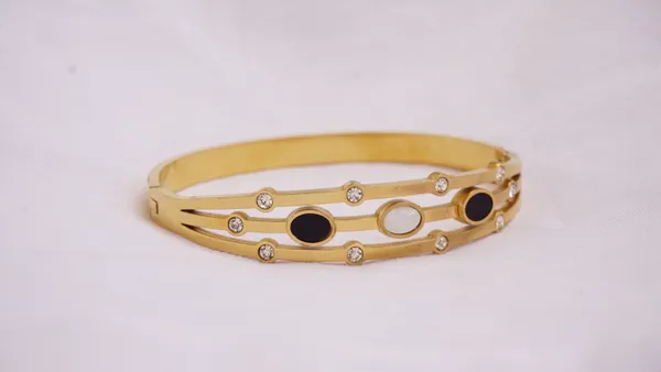 Three_Layer_Women's_Bracelet