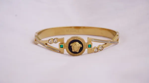 Medusa_Stone_Anti_Tarnish_Bracelet
