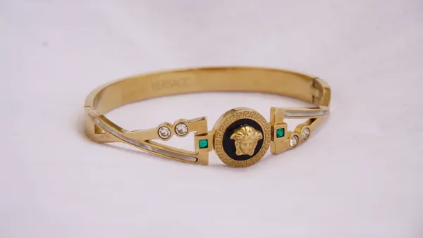 Medusa_Stone_Anti_Tarnish_Bracelet