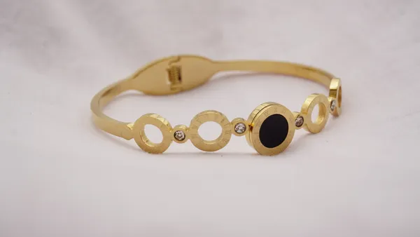 Black_Clock_Cubic_Zirconia_Bracelet