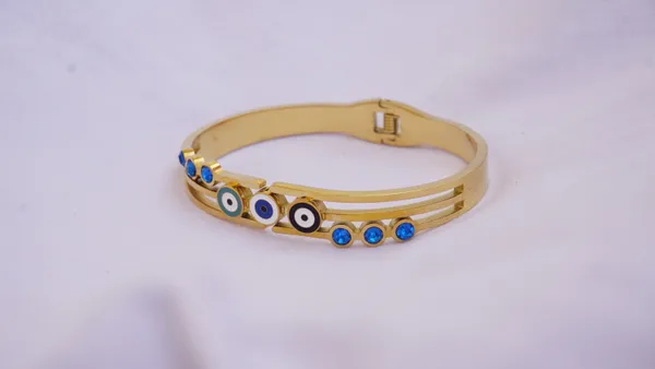 Three_evil_eye_anti_tarnish_bracelet
