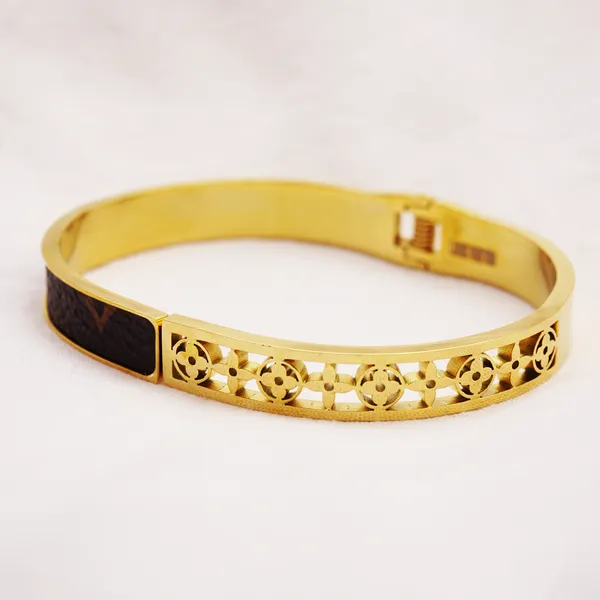 Louis_Vuitton_Style_Wild_LV_Jonc_Bracelet