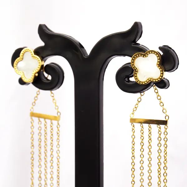 Invisible_clip_on_earrings