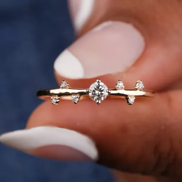 Nova_Nuptials:_Dazzling_Women_Rings