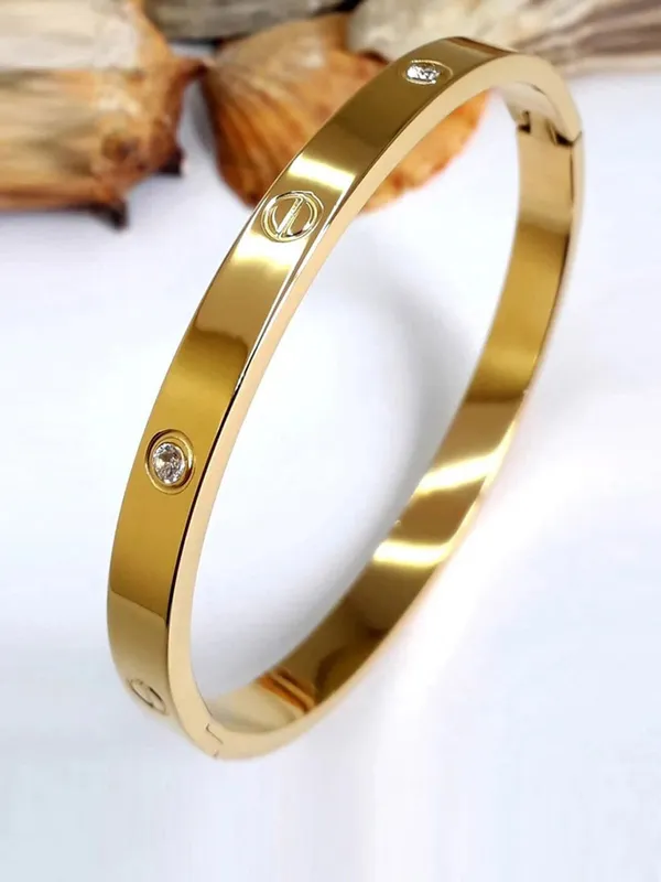 Golden_Carter_bangle_For_Women