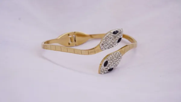 Snake_Design_Studded_Bangle-Style_Bracelet_for_Women