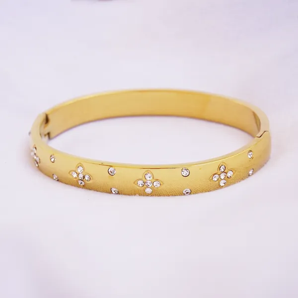 Star_Bangle_For_Women