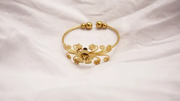 Mini_Flower_Bracelet